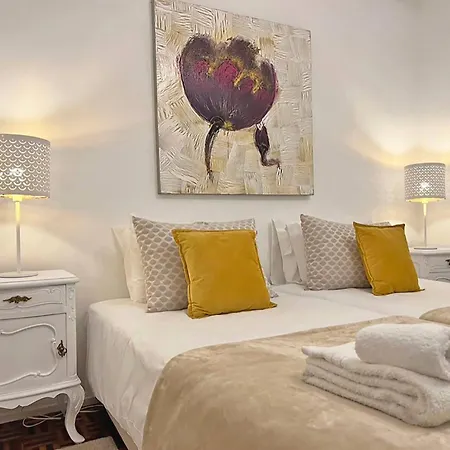 Casa Do Carmo By Junto Ao Mar Holiday home Fuzeta